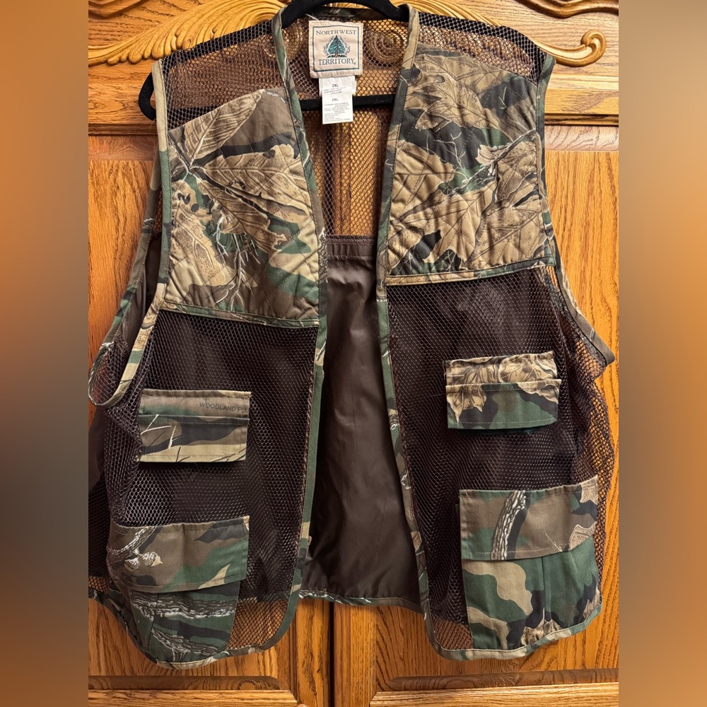 Northwest Territory Green Camouflage Mesh Vest 2XL
